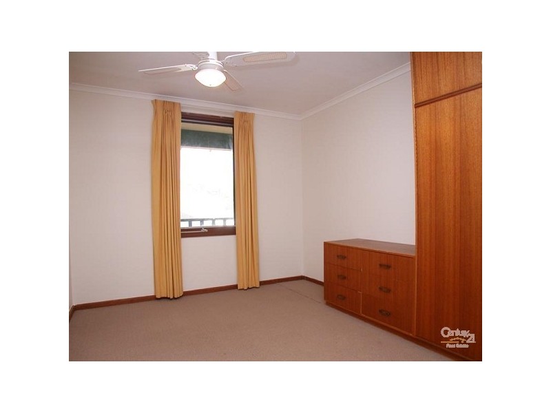 27 Flavian Crescent, Morphett Vale SA 5162