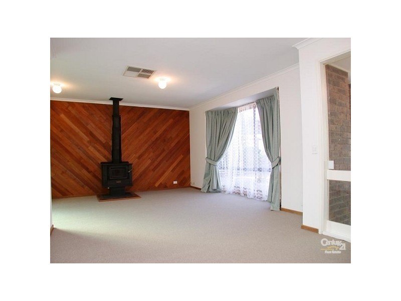 10 McIlwaine Crescent, Noarlunga Downs SA 5168