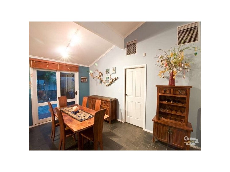 10 Southsea Way, Moana SA 5169