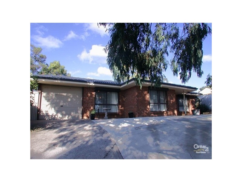 2A Redcraze St, Aberfoyle Park SA 5159