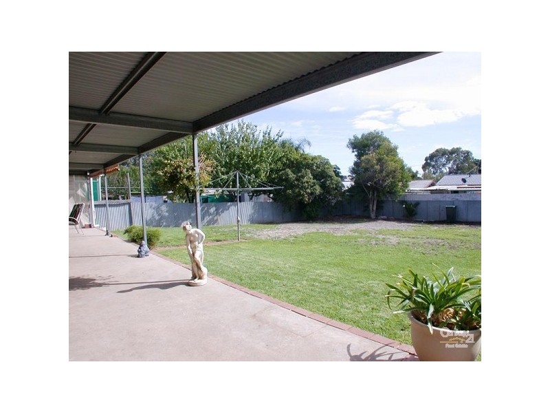 19 Stirling Drive, Morphett Vale SA 5162