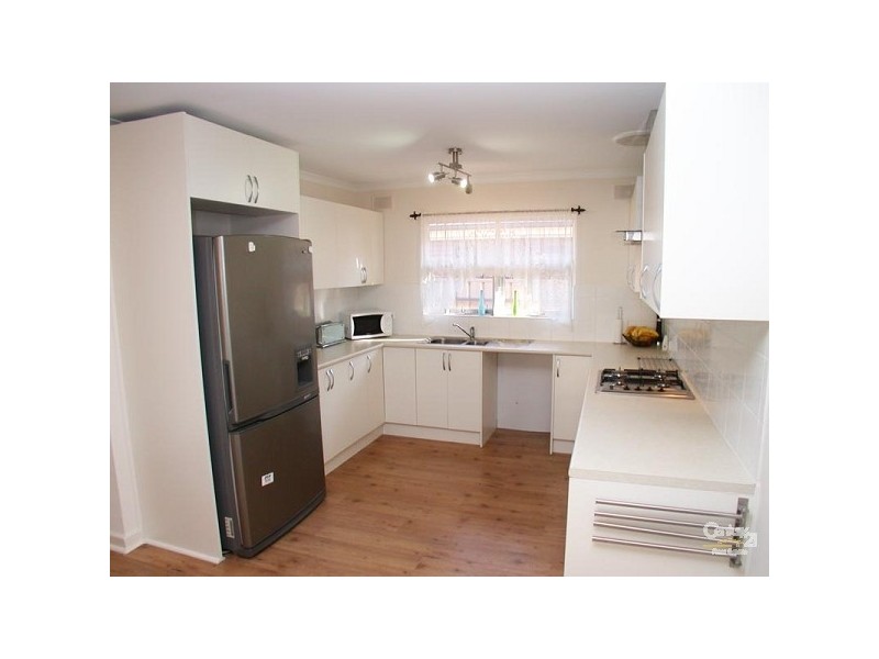 5 Richardson Crescent, Morphett Vale SA 5162