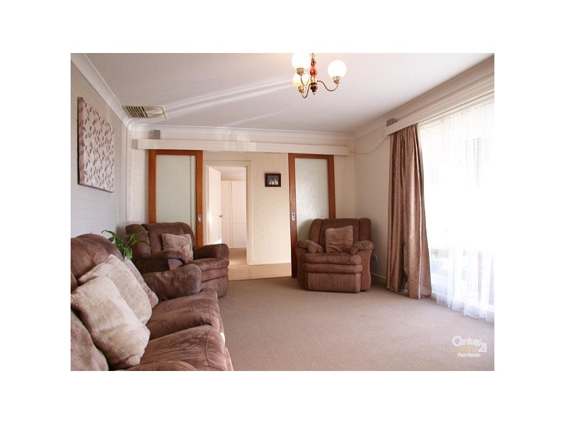 5 Richardson Crescent, Morphett Vale SA 5162