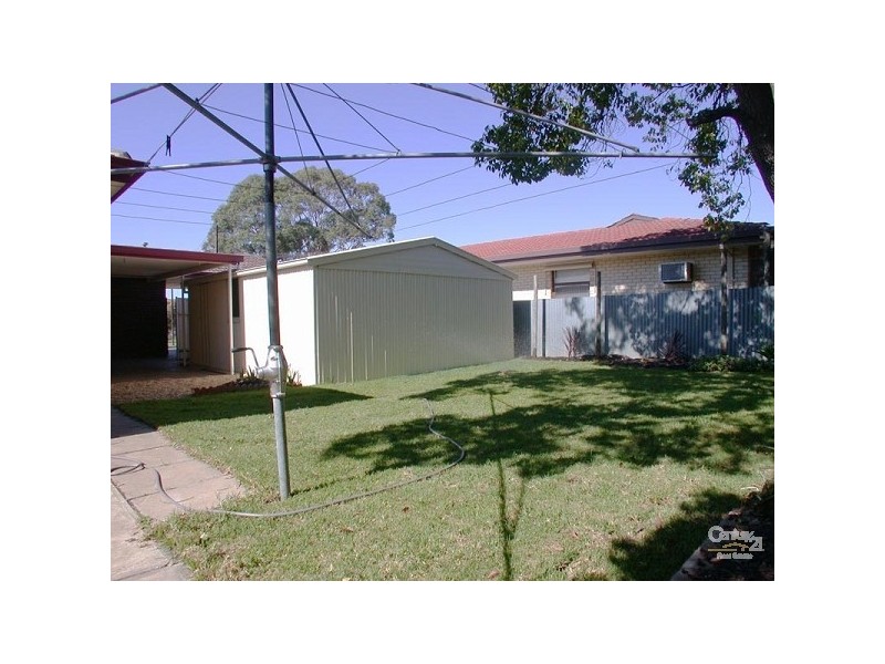 5 Richardson Crescent, Morphett Vale SA 5162