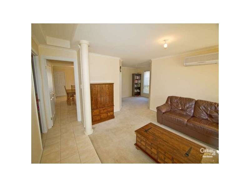 6 Hawksnest Drive, Seaford Rise SA 5169