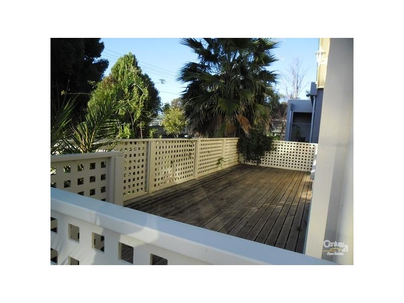 28 Naldera Crescent, Seacliff Park SA 5049