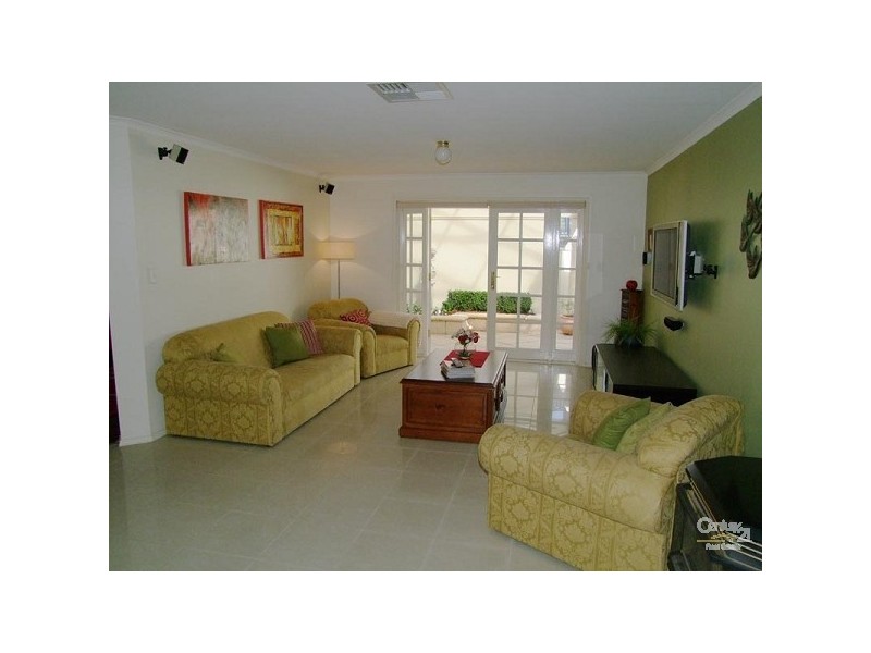 76 Investigator Drive, Woodcroft SA 5162