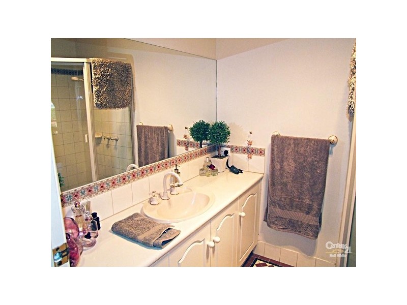 76 Investigator Drive, Woodcroft SA 5162