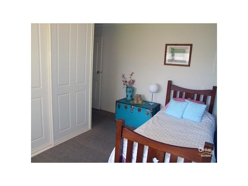 76 Investigator Drive, Woodcroft SA 5162