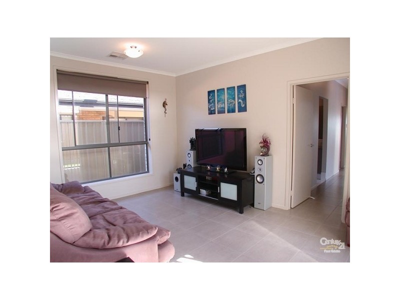 8 Flare Road, Seaford Meadows SA 5169