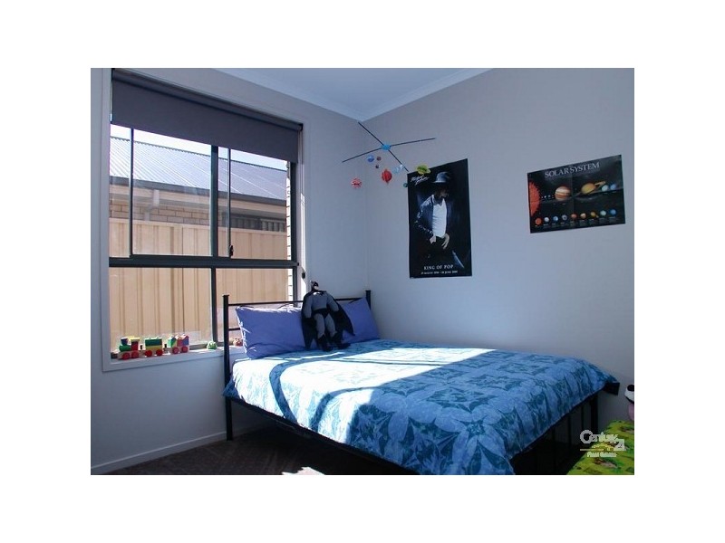 8 Flare Road, Seaford Meadows SA 5169