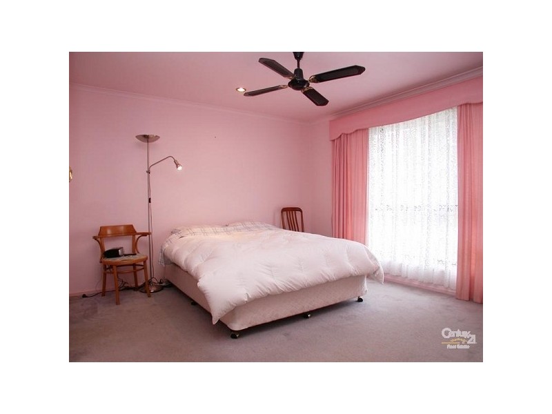 30 Baudin Street, Woodcroft SA 5162