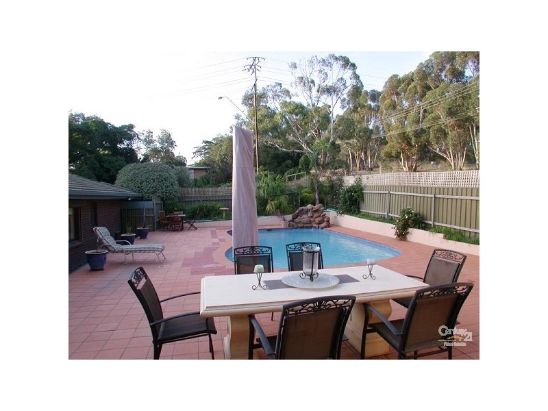 1 Hillcrest Place, O’halloran Hill SA 5158