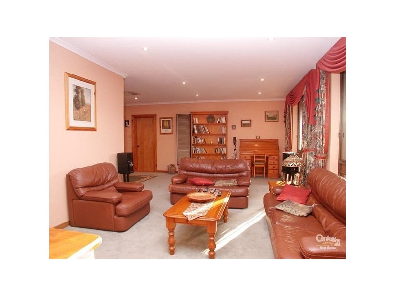 1 Hillcrest Place, O’halloran Hill SA 5158