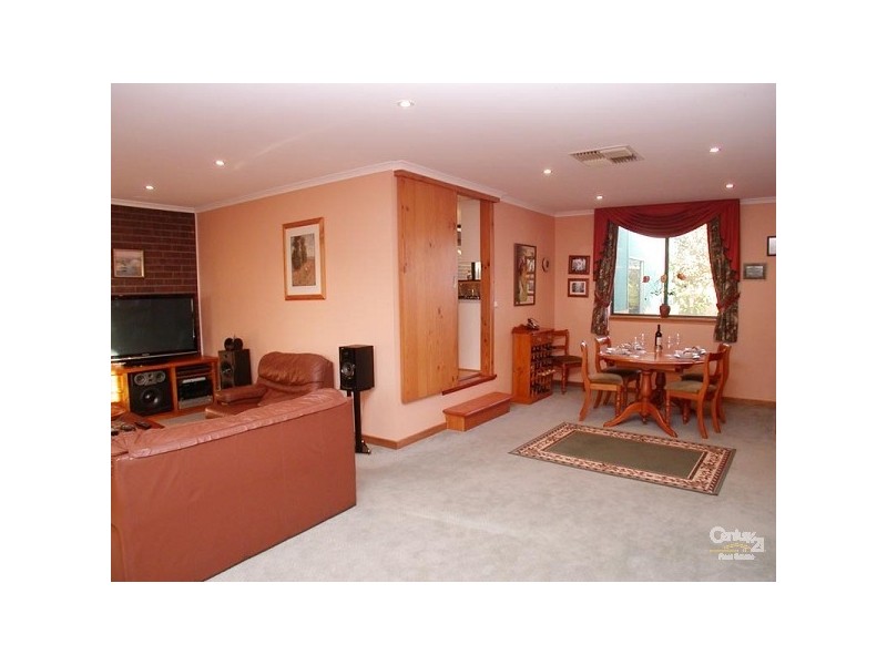 1 Hillcrest Place, O’halloran Hill SA 5158