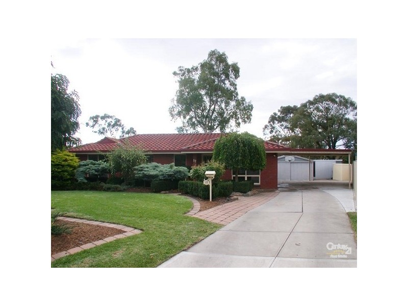 17 Liza Road, Happy Valley SA 5159