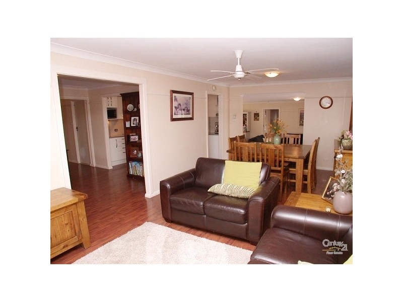 17 Liza Road, Happy Valley SA 5159
