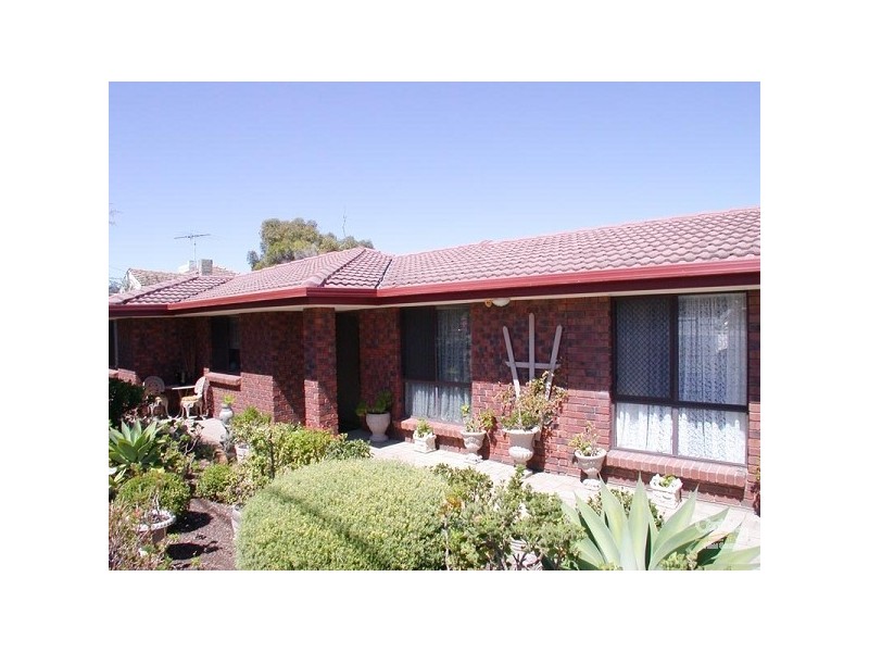 2 Maturin Avenue, Christies Beach SA 5165