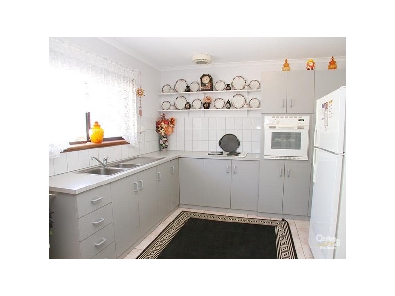 2 Maturin Avenue, Christies Beach SA 5165