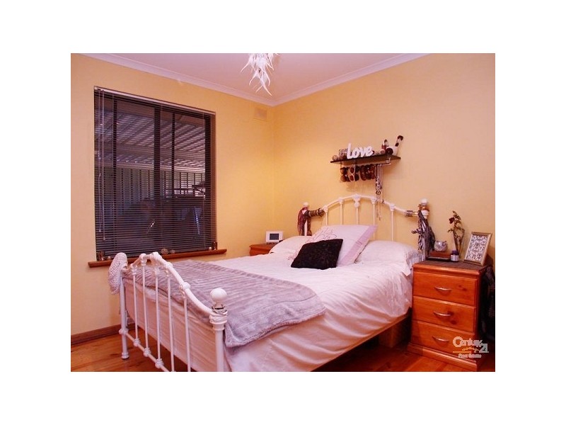 7 Glenalvon Drive, Flagstaff Hill SA 5159