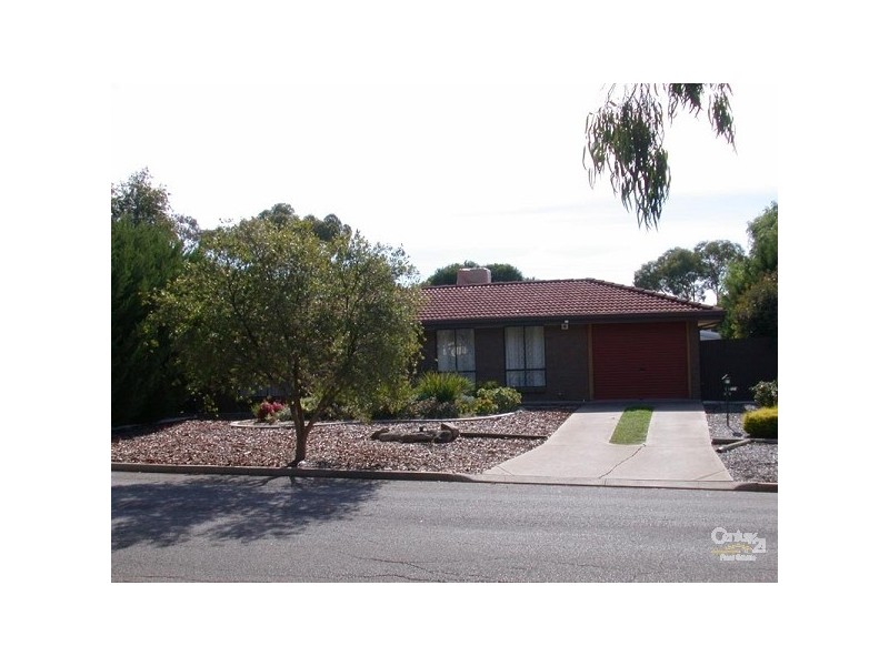 21 Coorumbena Crescent, Morphett Vale SA 5162