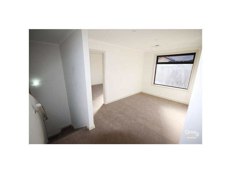 9 Trott Grove, Oaklands Park SA 5046
