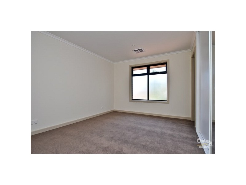 9A Trott Grove, Oaklands Park SA 5046
