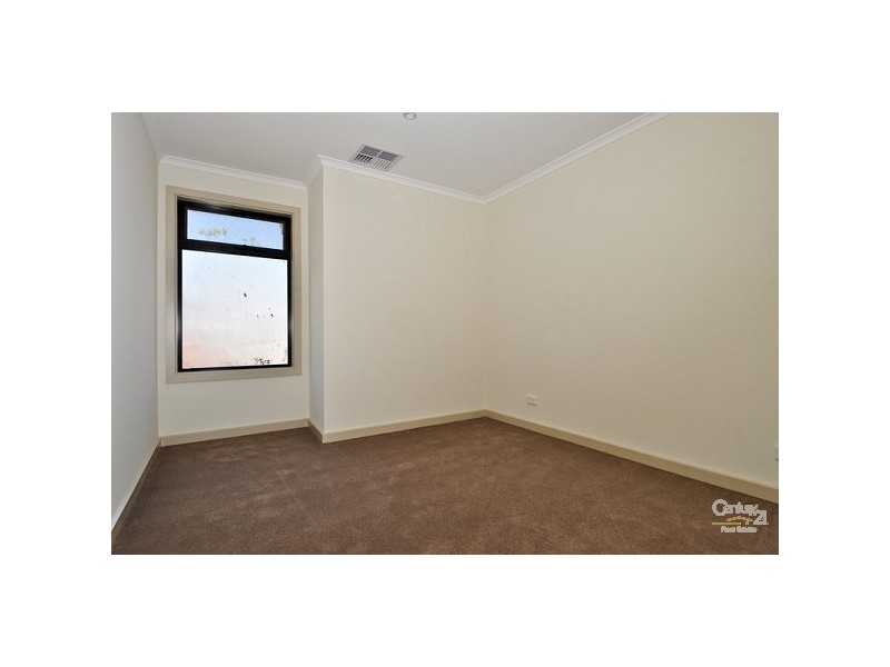 9A Trott Grove, Oaklands Park SA 5046
