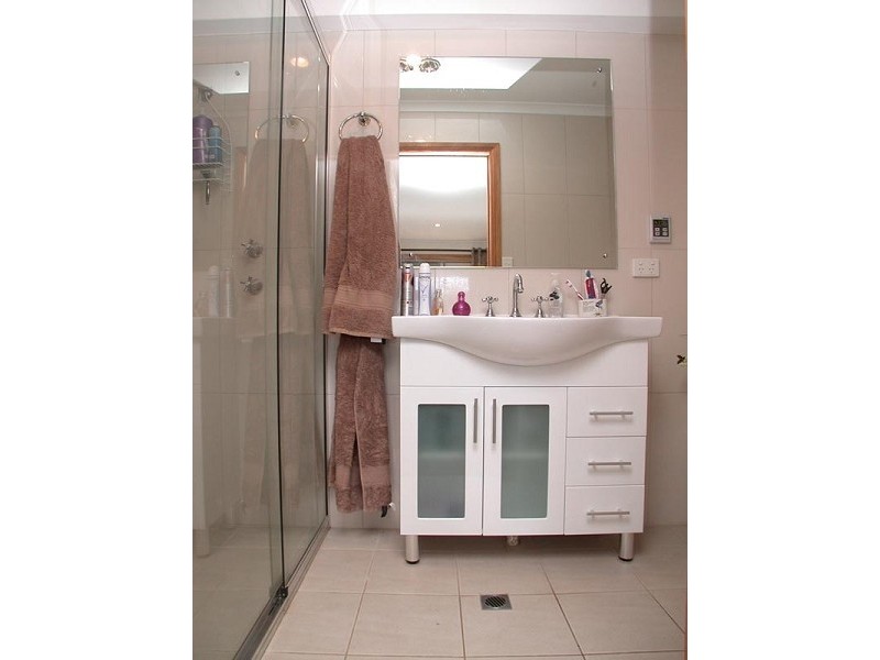 7 Kwinana Crescent, Port Noarlunga South SA 5167