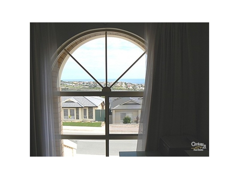 51 Elizabeth Crescent, Hallett Cove SA 5158