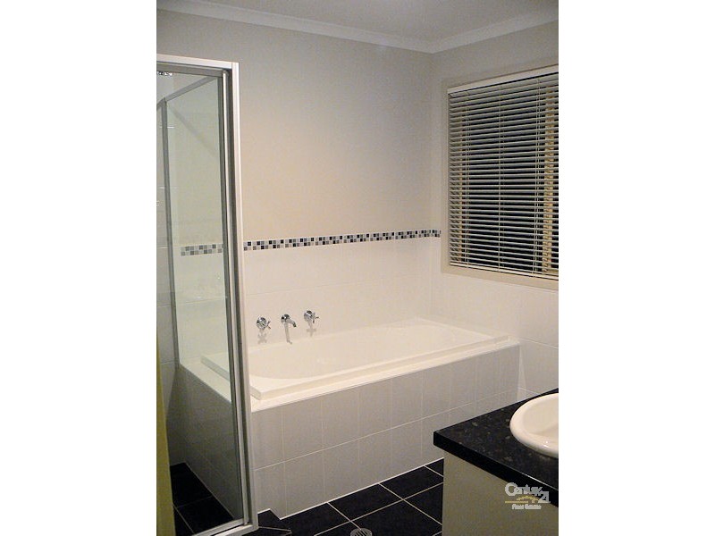 51 Elizabeth Crescent, Hallett Cove SA 5158