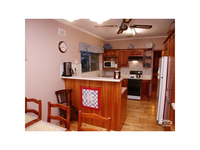 83 Daveys Road, Flagstaff Hill SA 5159