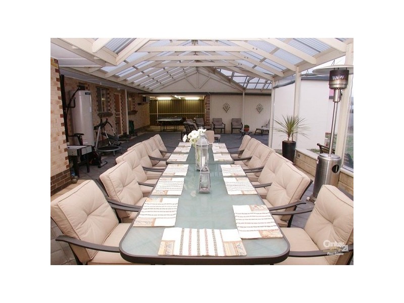 83 Daveys Road, Flagstaff Hill SA 5159