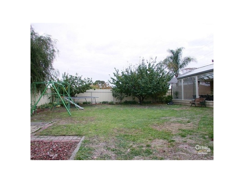 83 Daveys Road, Flagstaff Hill SA 5159