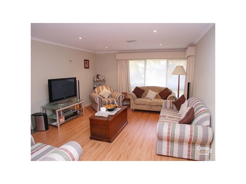 11 Riordan Street, Morphett Vale SA 5162