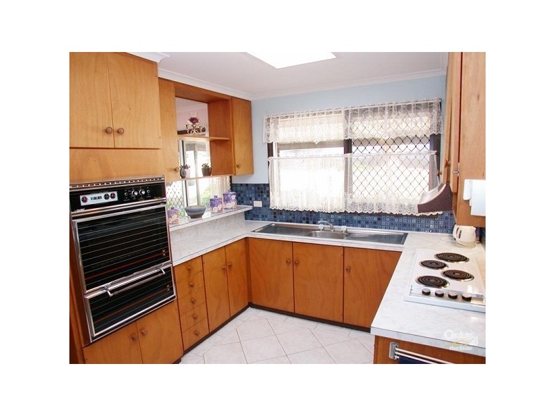 3 Manunda Way, Hallett Cove SA 5158