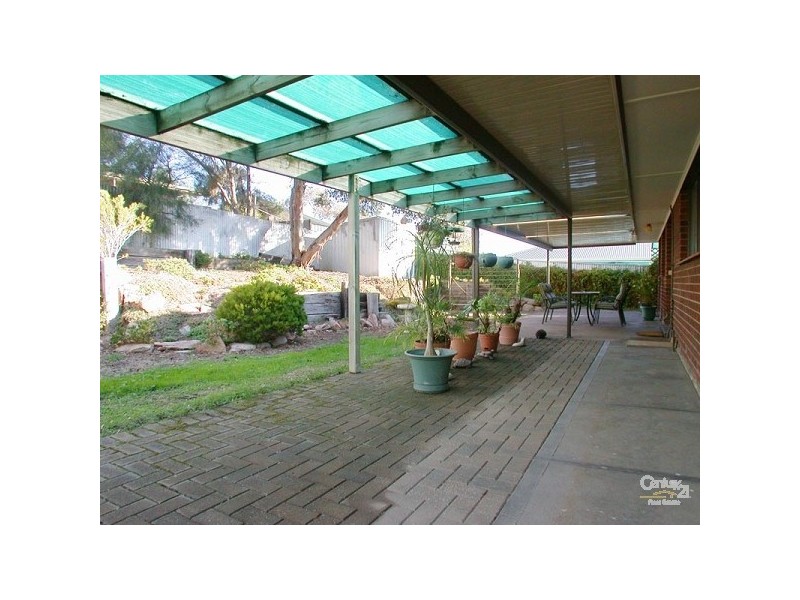 3 Manunda Way, Hallett Cove SA 5158
