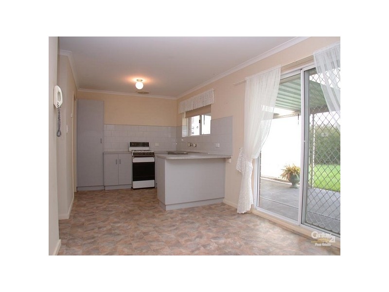 18 Trinity Road, Morphett Vale SA 5162