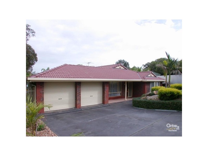 30 Lancing Court, Huntfield Heights SA 5163