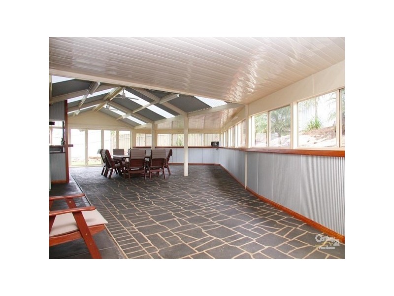 30 Lancing Court, Huntfield Heights SA 5163