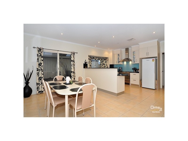 3 Dover Street, Aldinga Beach SA 5173