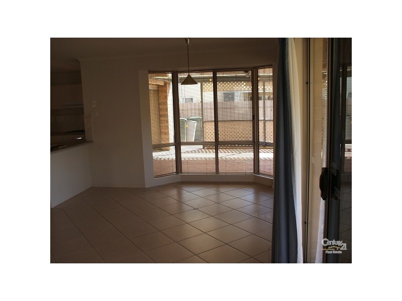 11 Grand Boulevard, Seaford Rise SA 5169