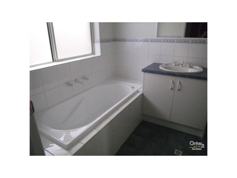 22 Chamberlain Drive, Christie Downs SA 5164