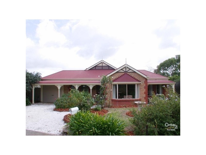 5 Montrose Ct, Onkaparinga Hills SA 5163