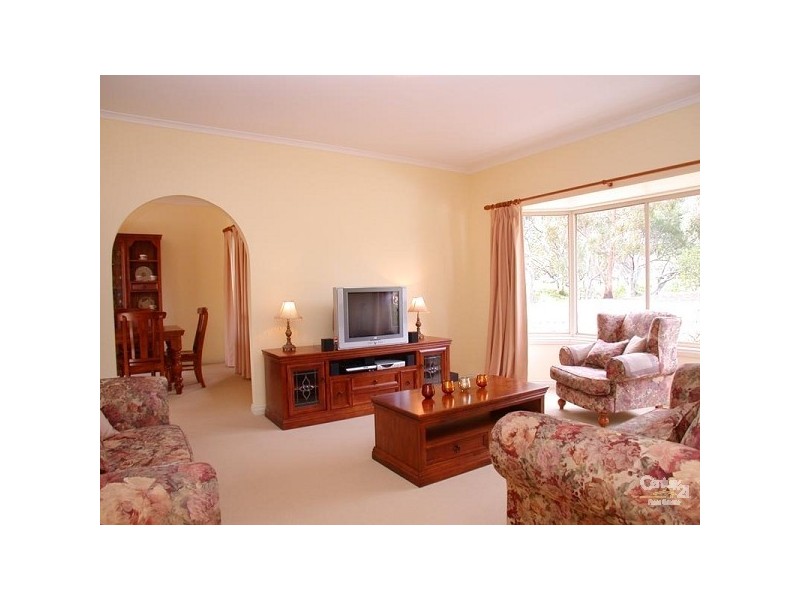 5 Montrose Ct, Onkaparinga Hills SA 5163