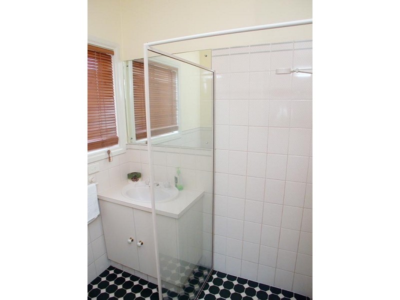 5 Montrose Ct, Onkaparinga Hills SA 5163