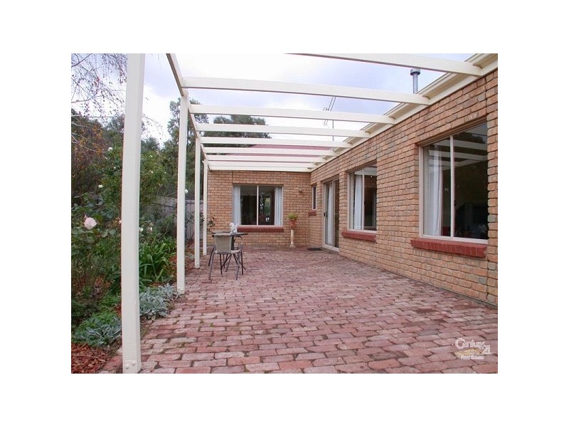 5 Montrose Ct, Onkaparinga Hills SA 5163