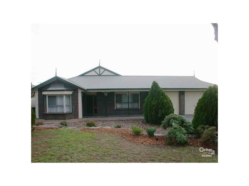 32 Knox Drive, Woodcroft SA 5162