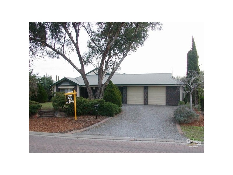 32 Knox Drive, Woodcroft SA 5162