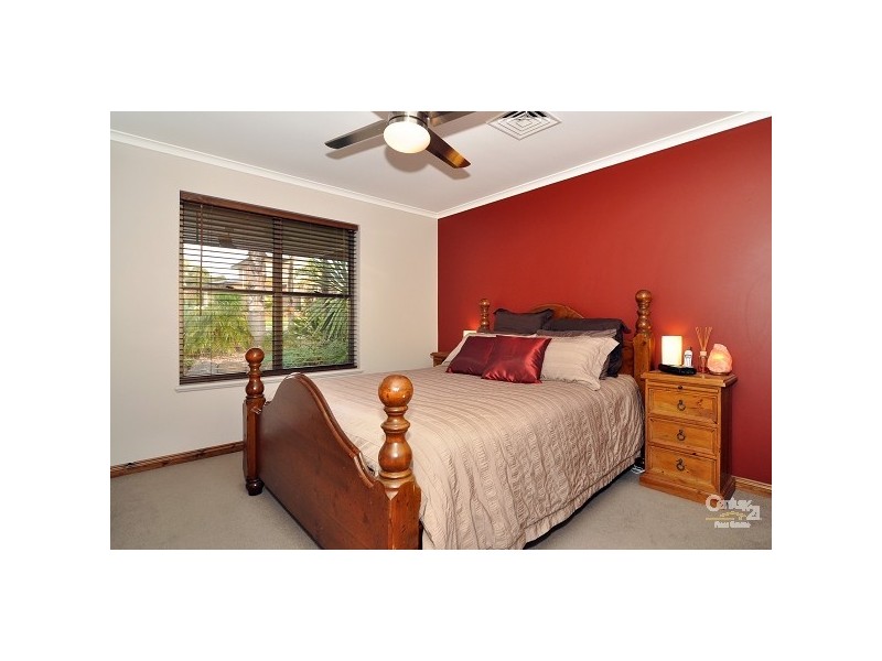 35 Domain Street, Moana SA 5169